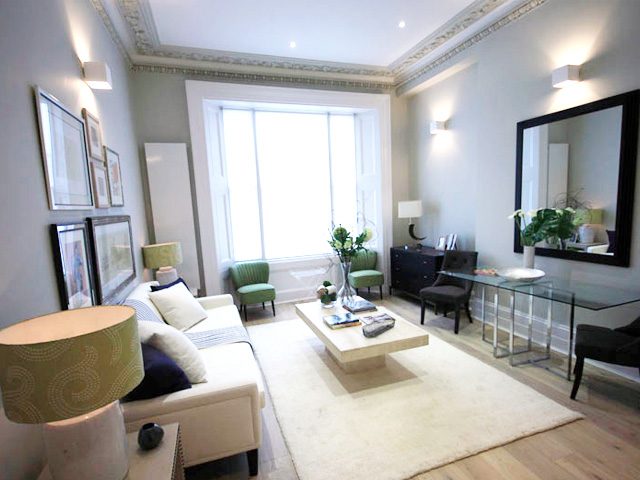 Fitted living room media unit